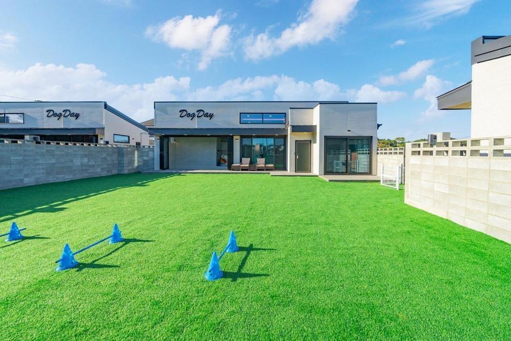 Taean Dog Day Pet Pool Villa Екстериор снимка